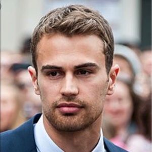 Meet your Posher, Kaylie